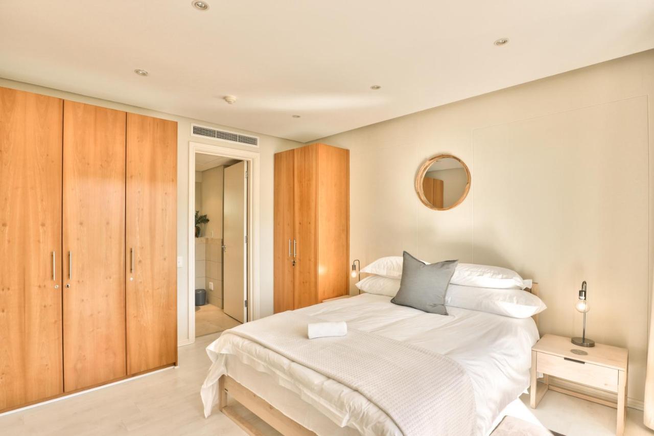 Elegant V&A Waterfront Canal Apartment Cape Town Exterior foto
