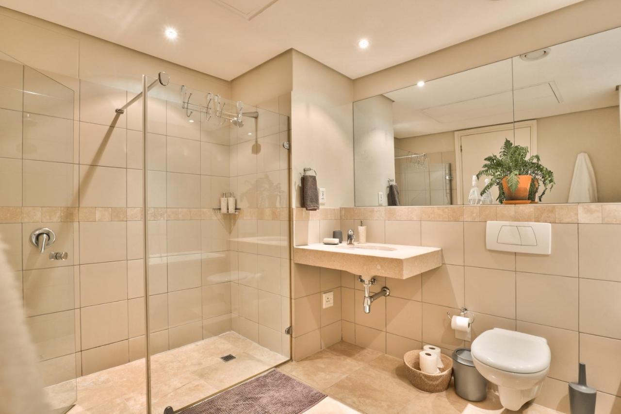 Elegant V&A Waterfront Canal Apartment Cape Town Exterior foto
