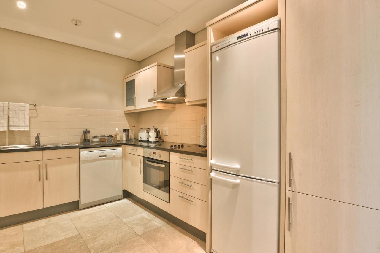 Elegant V&A Waterfront Canal Apartment Cape Town Exterior foto
